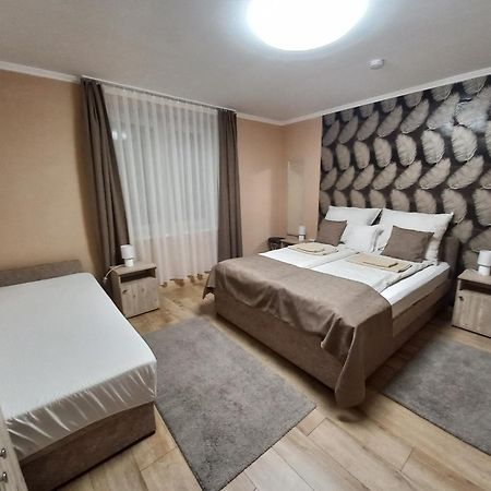 Ilona Apartman Gyula Exteriör bild